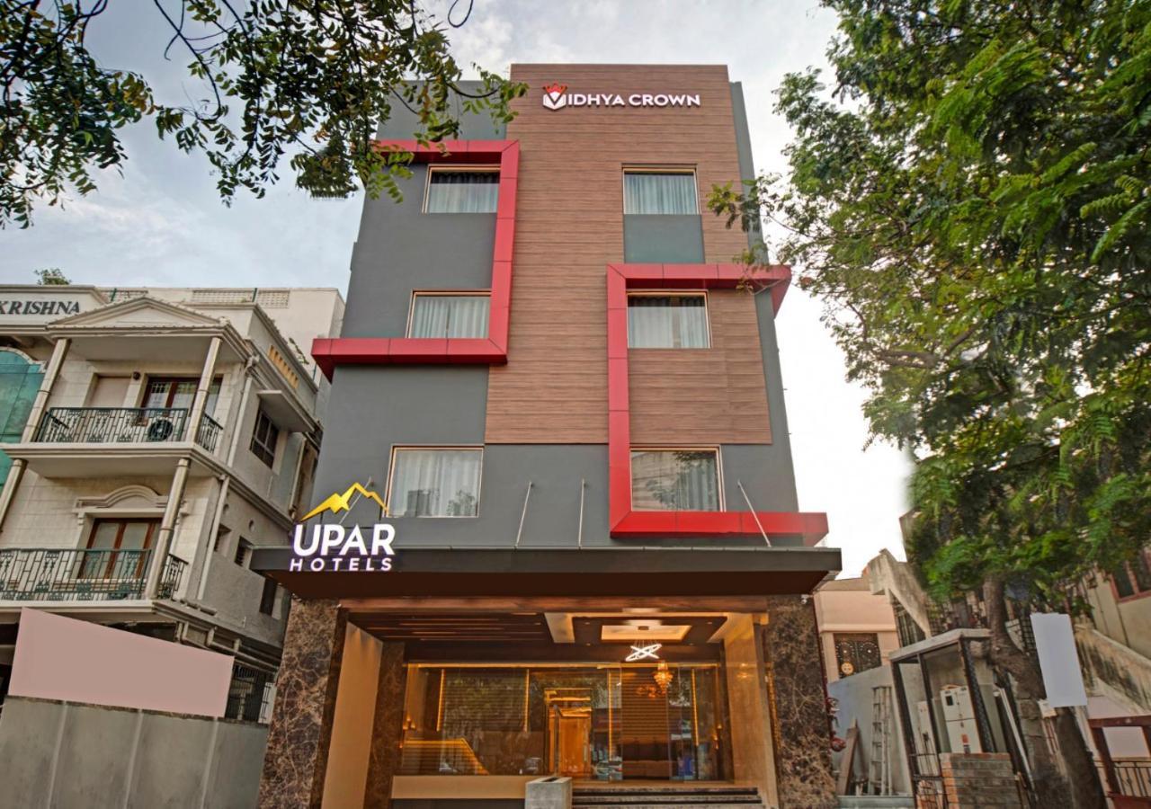 Upar - T Nagar 3*