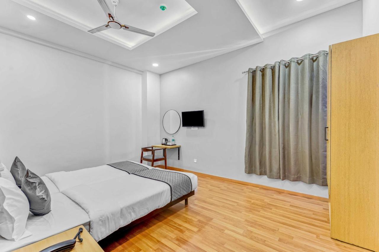 Upar - T Nagar 3*