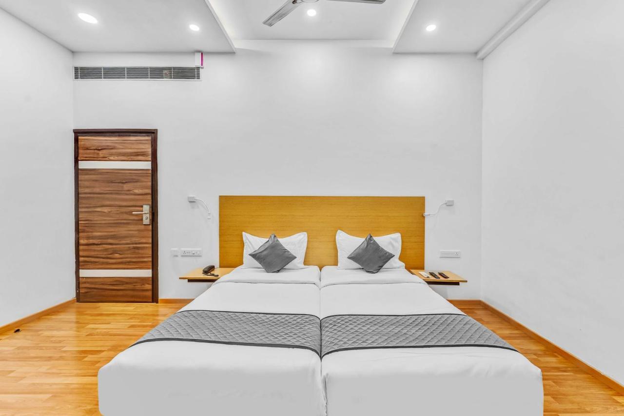 Hotel Upar - T Nagar